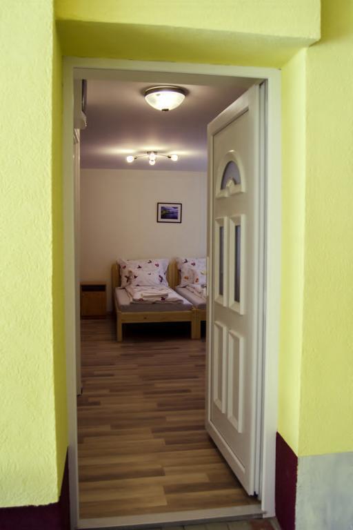 Csongradi Vendegvaro Apartmanok, Szarka Haz Zewnętrze zdjęcie